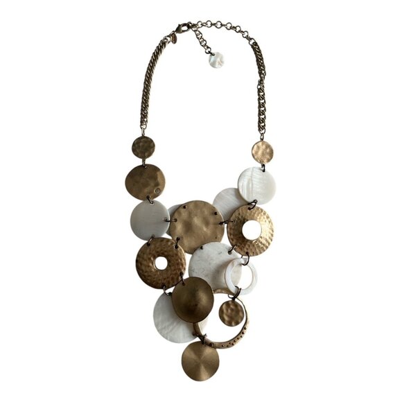 Chico’s Hammered Metal & Mother of Pearl Disc Statement Necklace – Gold Tone - Picture 2 of 5
